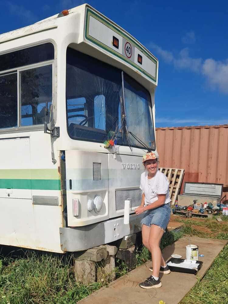 peinture sous couche bus tasmanie ludwine